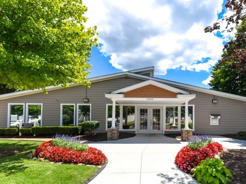 Able Manor - Assisted Living in Clarkston, MI photo 3