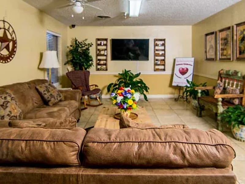 Age Line Home Health & Activity Center - Adult Day Care in Cleveland, OH photo 3