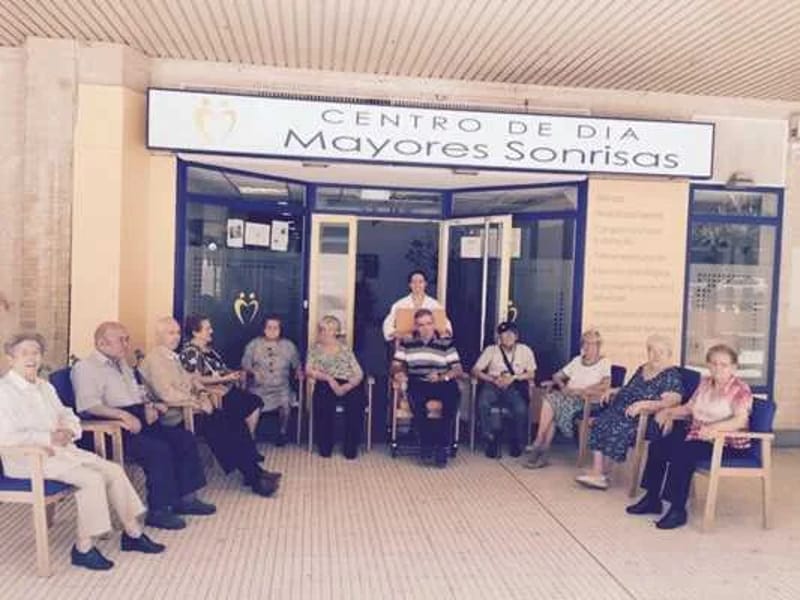 Centro Mayores Sonrisas - Centro de Día in Zaragoza, Aragón photo 1