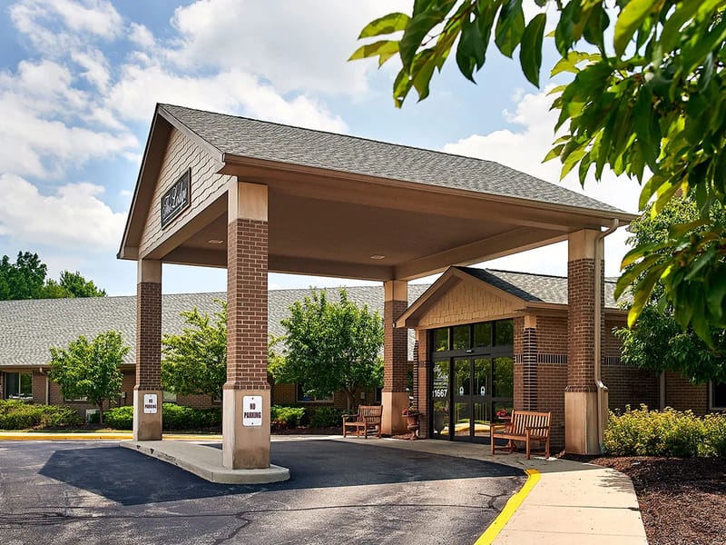 Harbour Manor Health & Living Community - Assisted Living in Noblesville, IN photo 2