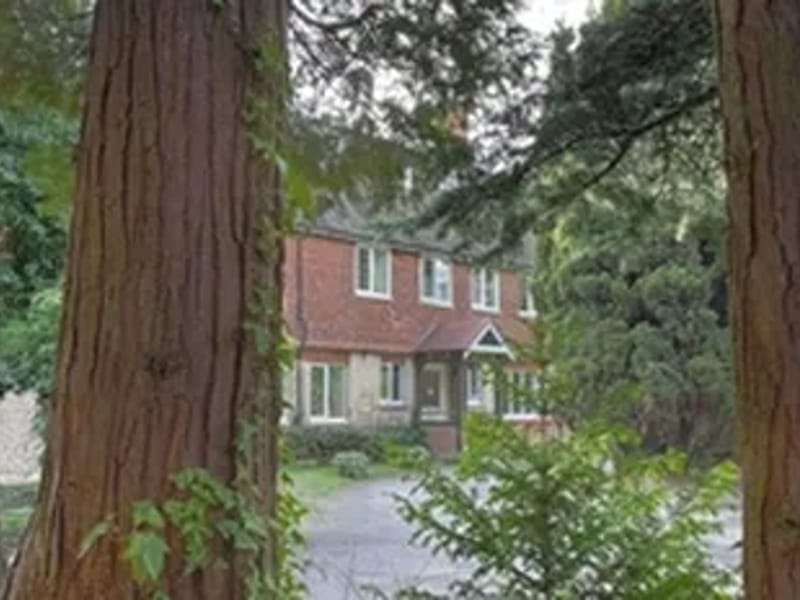 Crann Mor Nursing Home - Nursing Home in Woking, England photo 2