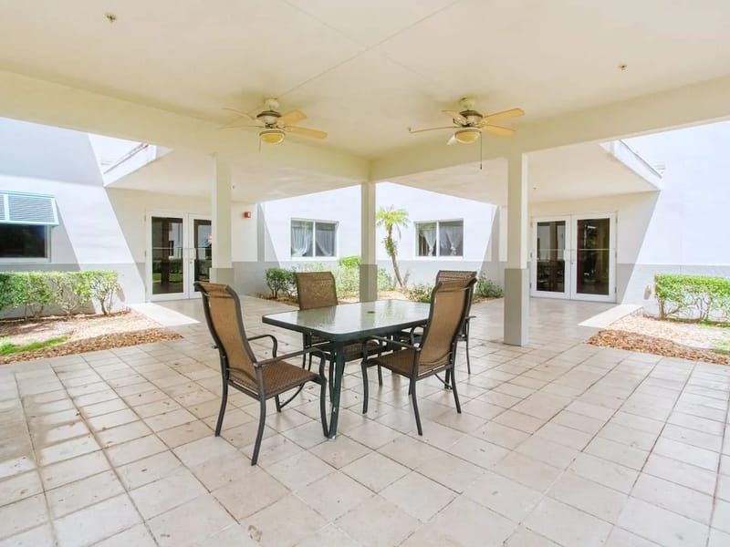 Villa Regina 2 - Assisted Living in Mission Viejo, CA photo 3