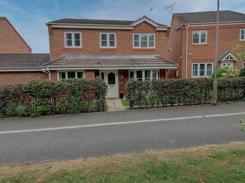 Lupin House in Nuneaton, England photo 3