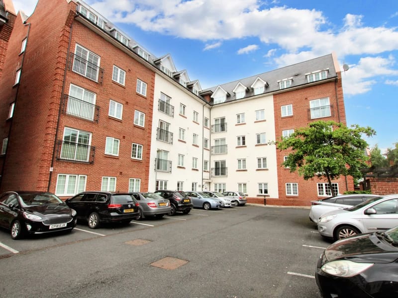 Lilford Court - Assisted Living in Warrington, England photo 4