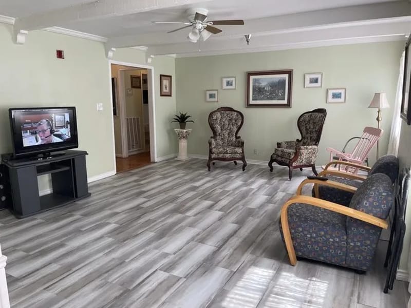 Advanced Personal Care At Hamlin Valley - Assisted Living in Houston, TX photo 1