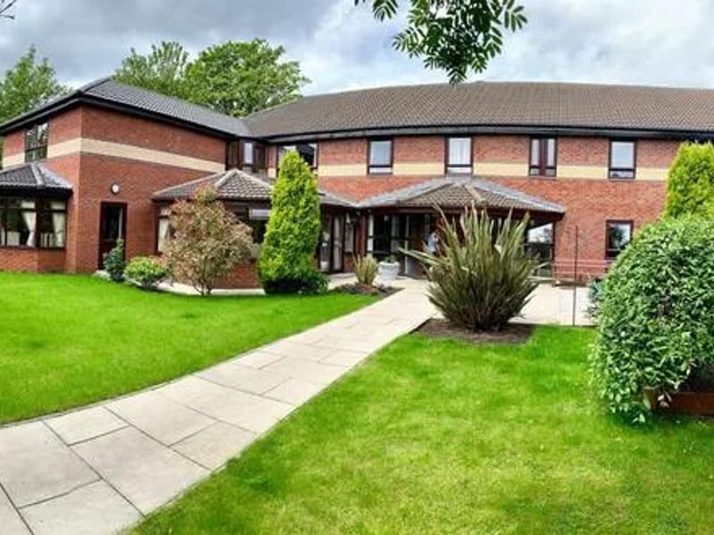 Abbeycliffe Residential Care Home - Nursing Home in Manchester, England photo 1
