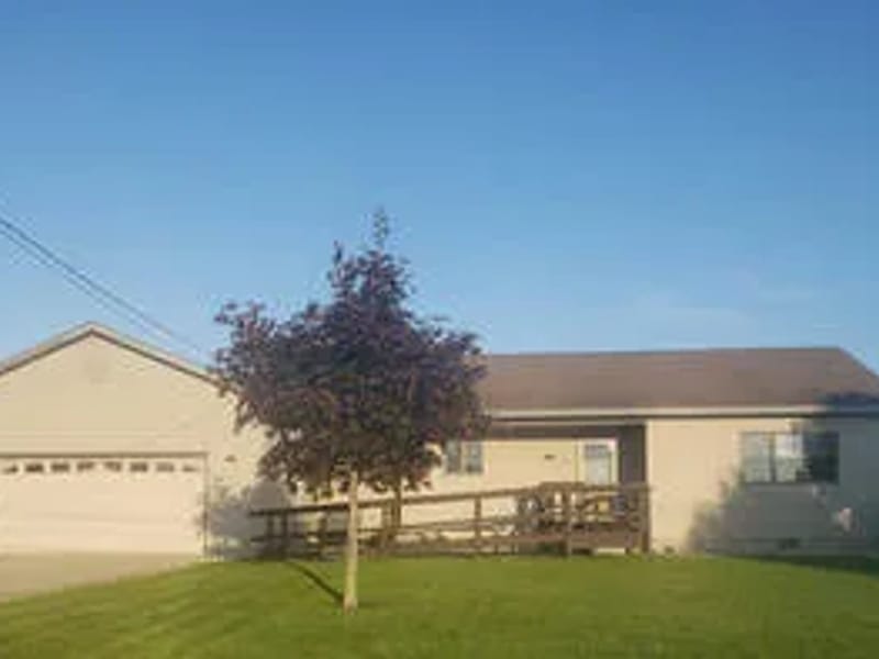 Autumn Ridge Gardens - Assisted Living in Bay City, MI photo 3