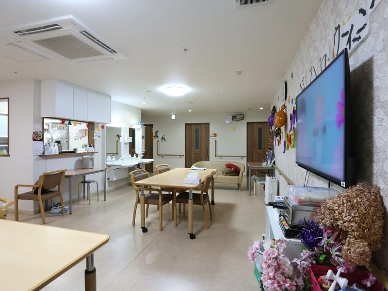 はなまるホーム十条 - 有料老人ホーム in 北区, 東京都 photo 2