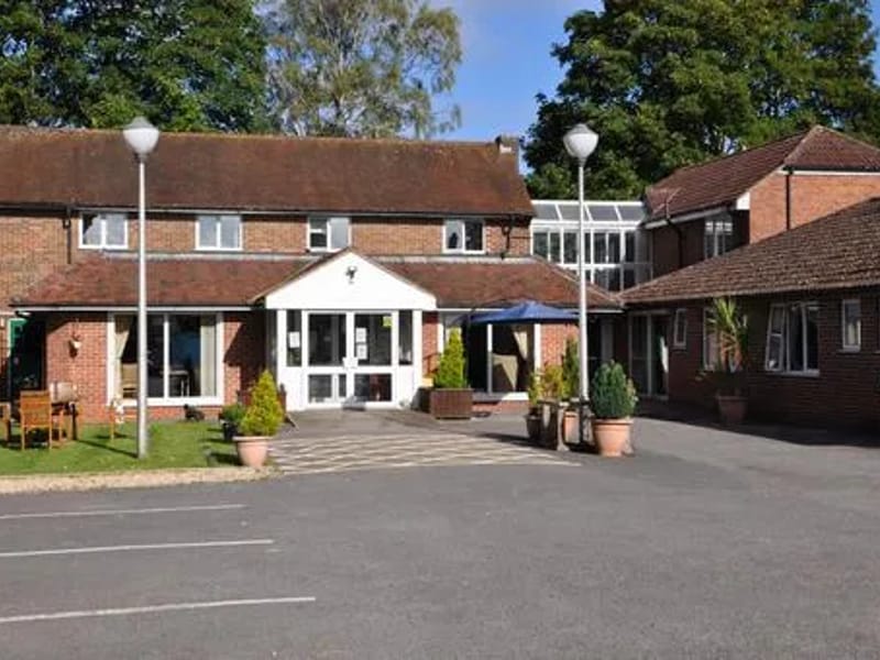 Park View Nursing Home - Nursing Home in Swindon, England photo 1