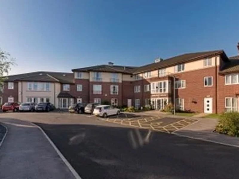 Osborne House - Assisted Living in Selby, England photo 2
