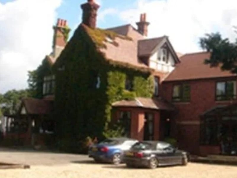 Engleburn Care Home - Assisted Living in New Milton, England photo 3