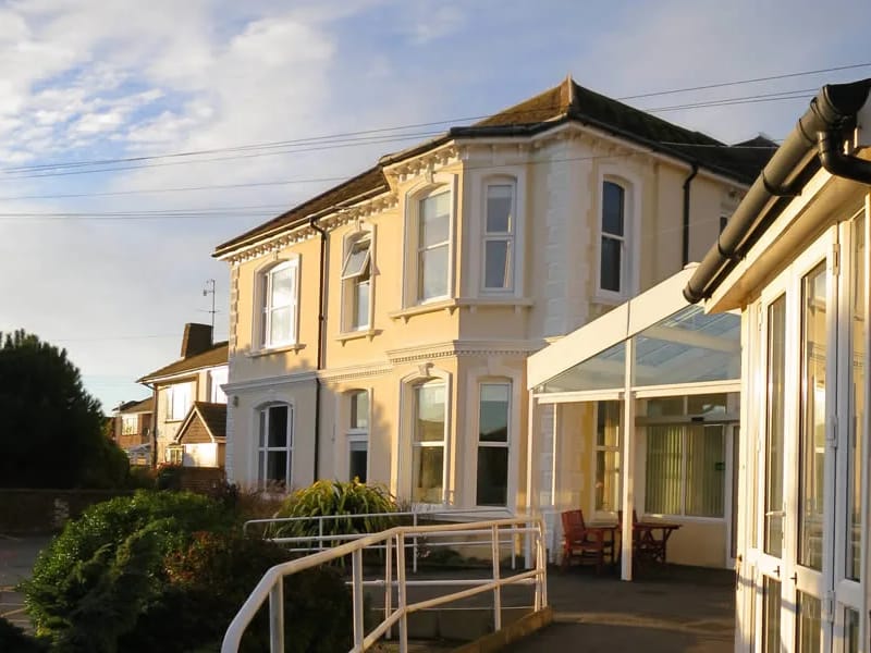 Keychange Charity Rosemary Mount Care Home - Nursing Home in Worthing, England photo 2