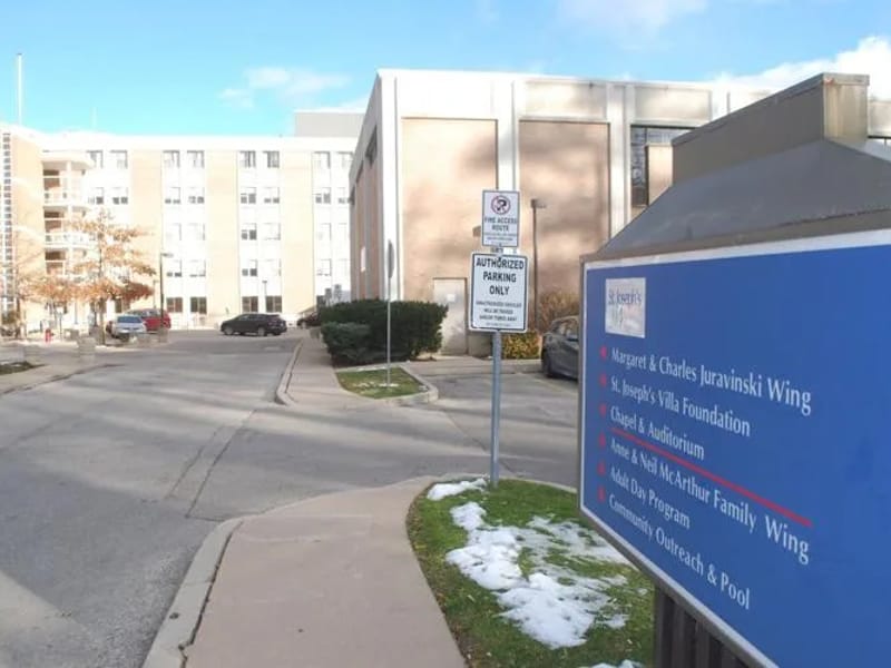 St. Joseph's Villa (Dundas) - Nursing Home in Dundas, ON photo 2