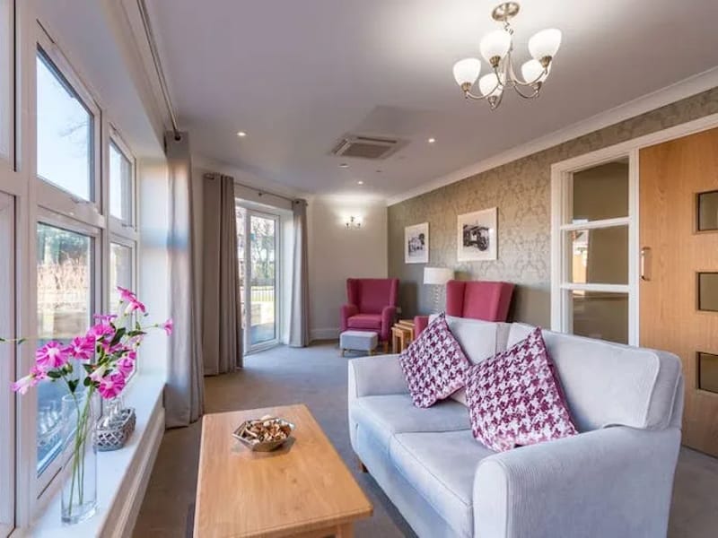 Ridgewood Court Residential Care Home - Assisted Living in Wirral, England photo 1