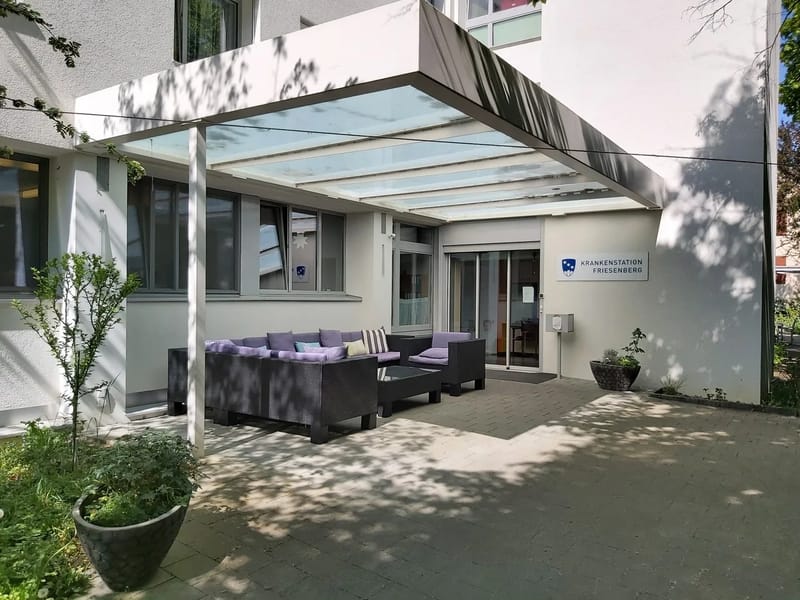 Krankenstation Friesenberg - Krankenhaus in Zürich, Zurich photo 2