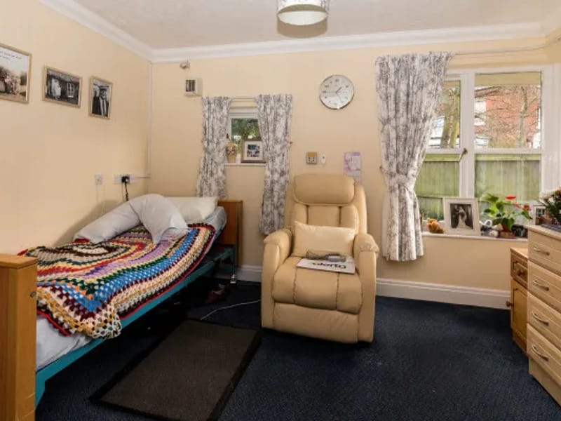 Montague Road Care Home - Assisted Living in Felixstowe, England photo 1