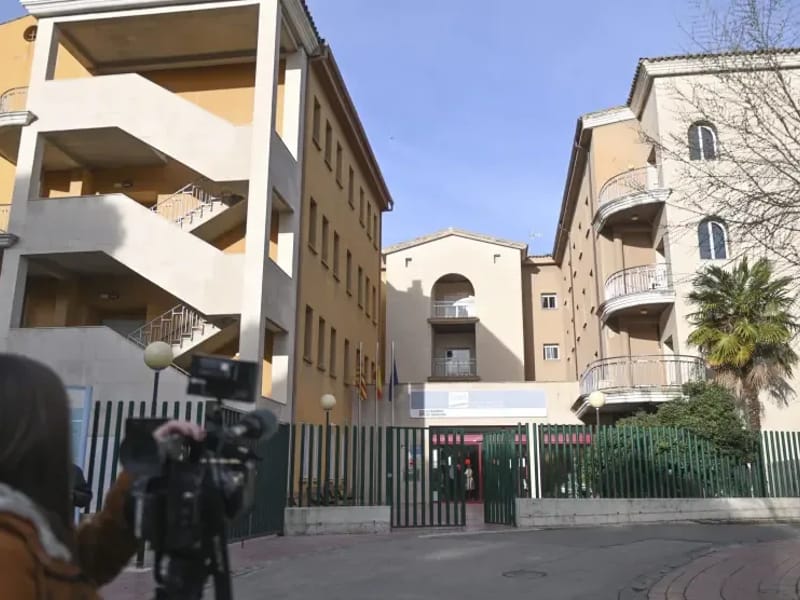 Residencia De Ancianos Sagrada Familia - Hogar de Ancianos in Huesca, Aragón photo 2