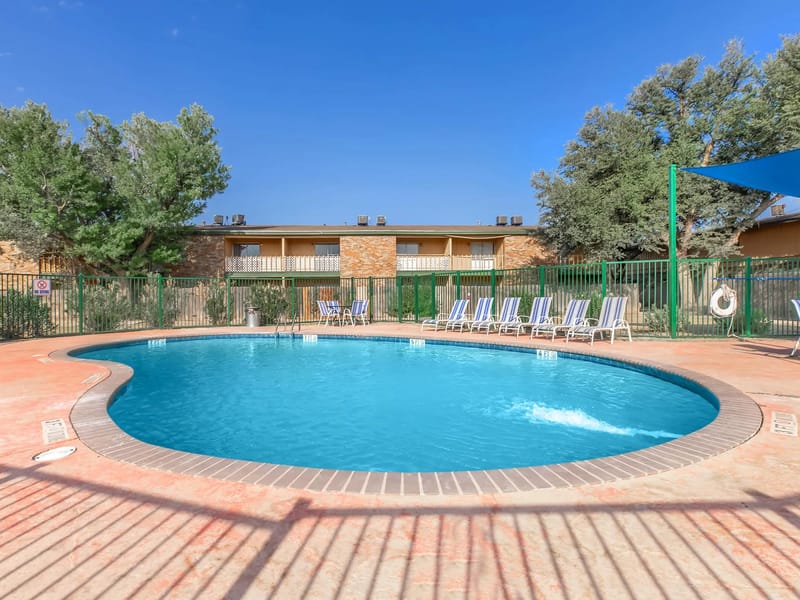 Clayton Manor - Nursing Home in Congleton, England photo 2