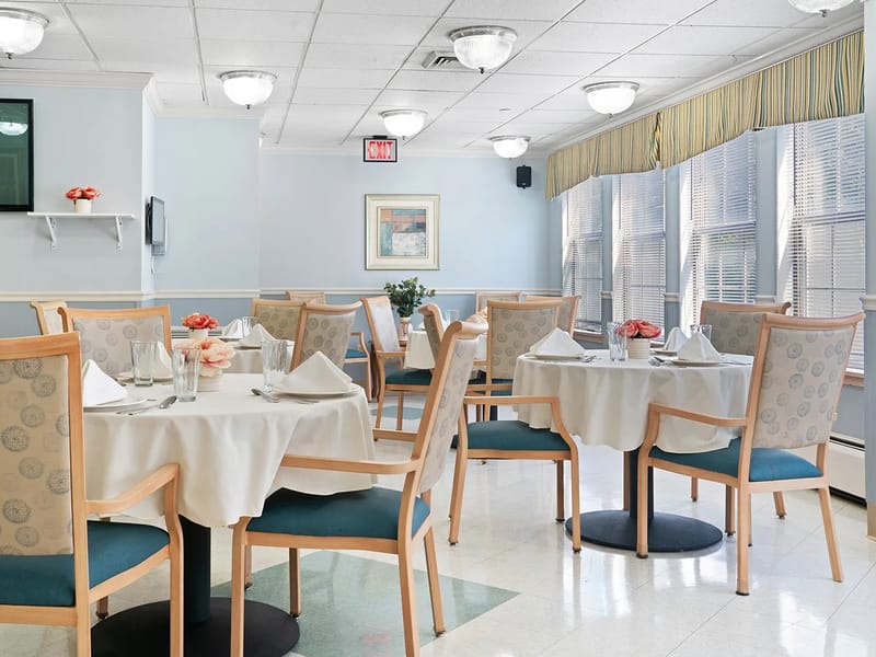 Maefair Center for Health & Rehabilitation — Assisted Living, Trumbull, CT · photo 3