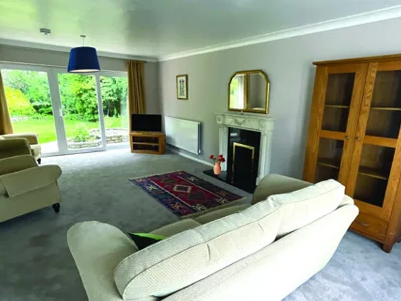 Redwood House (Care Outlook) - Assisted Living in Hungerford, England photo 2