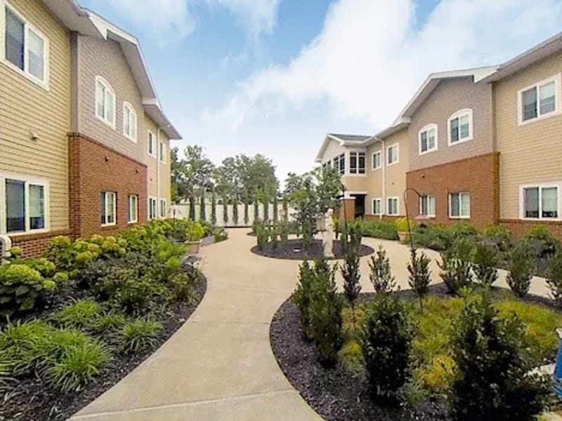Assisted Living At Charless Village - Assisted Living in St. Louis, MO photo 2