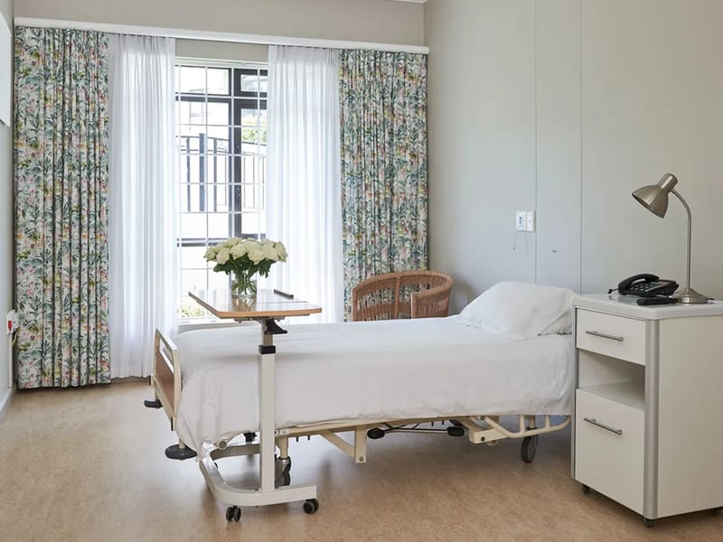 Oasis Care Redbridge - In-Home Care in Ilford, England photo 3