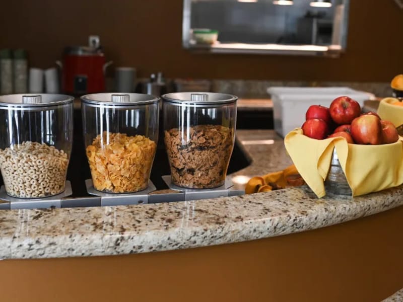 Apple Blossom Senior Living - Assisted Living in Moon Township, PA photo 1