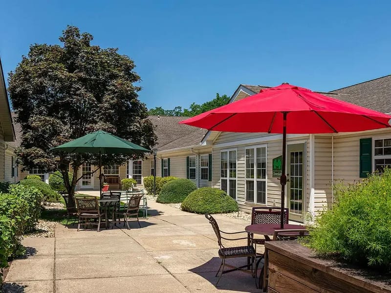 Arden Courts Of Kensington - Assisted Living in Kensington, MD photo 3