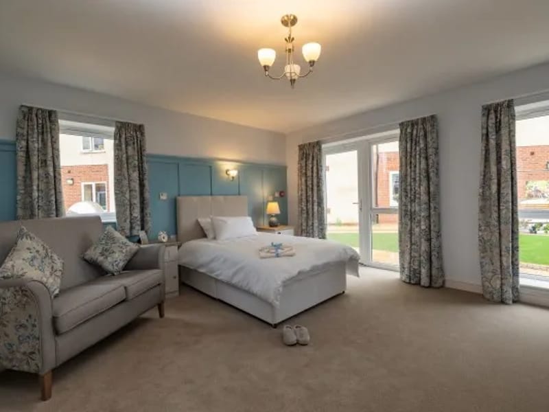 Yew Tree Care Centre - Nursing Home in Redcar, England photo 2