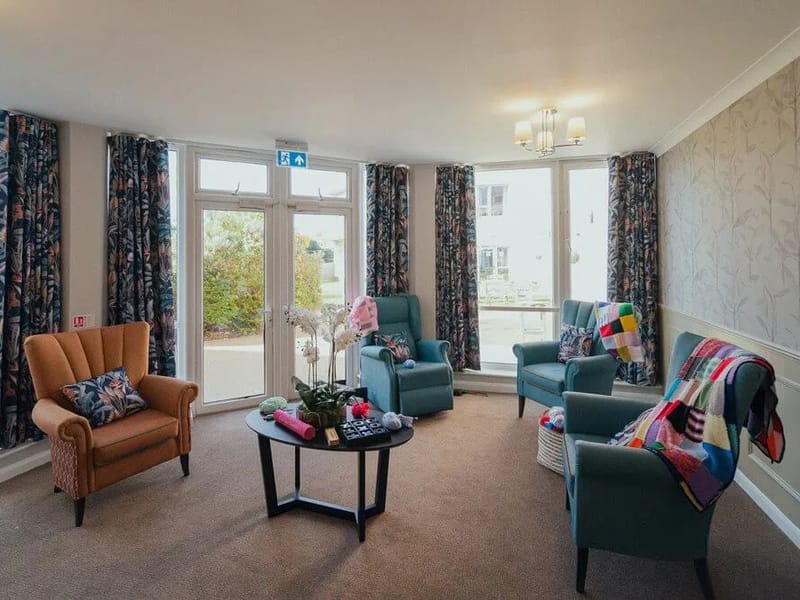 Kindness & Care Home Limited - Nursing Home in Slough, England photo 3