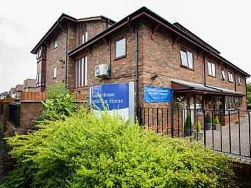 Lammas House Residential Care Home - Nursing Home in Coventry, England photo 6