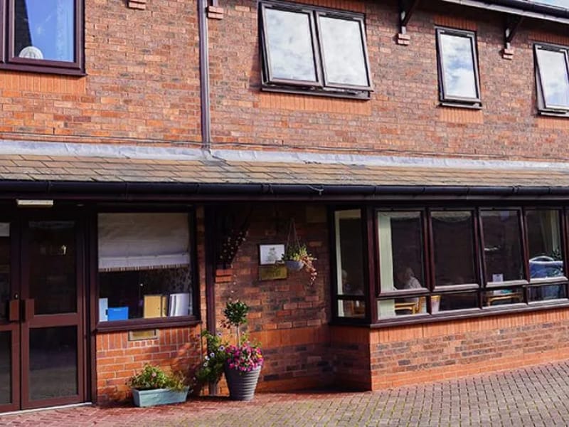Lammas House Residential Care Home - Nursing Home in Coventry, England photo 4