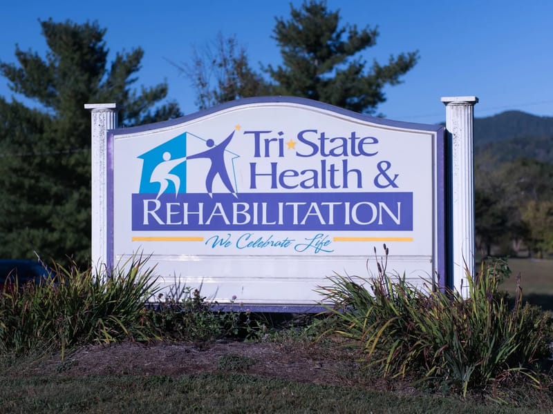 Tri State Health and Rehabilitation Center - Nursing Home in Harrogate, TN photo 2