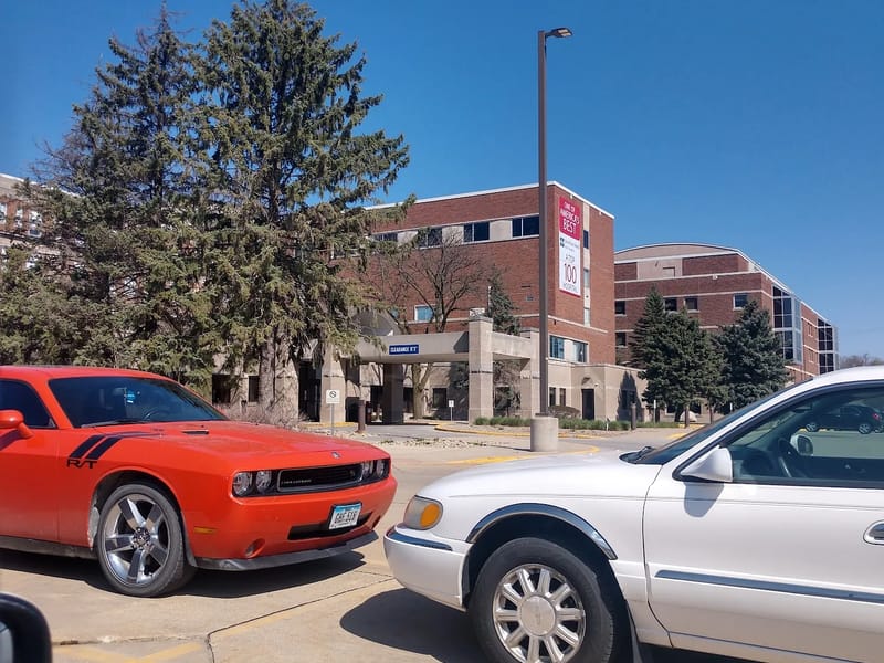 Allen Hospital - Hospital in Waterloo, IA photo 3