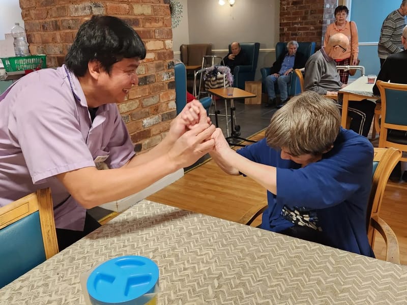 Cedar Grange - Assisted Living in Beverley, England photo 3