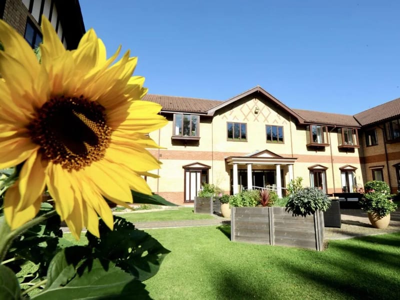 Hunters Creek Care Home - Assisted Living in Boston, England photo 1