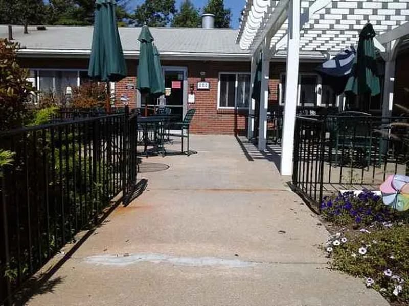 Palmer Healthcare Center - Nursing Home in Palmer, MA photo 2