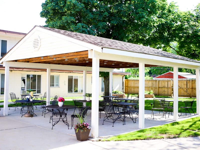 Greenfield Rehab and Nursing Center - Nursing Home in Royal Oak, MI photo 2