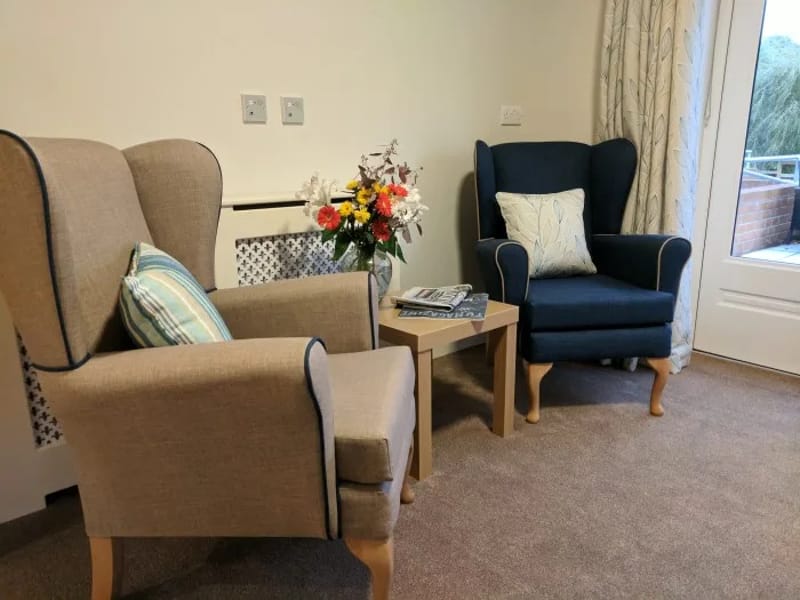 The Old Chapel Care Home - Assisted Living in Barnsley, England photo 3