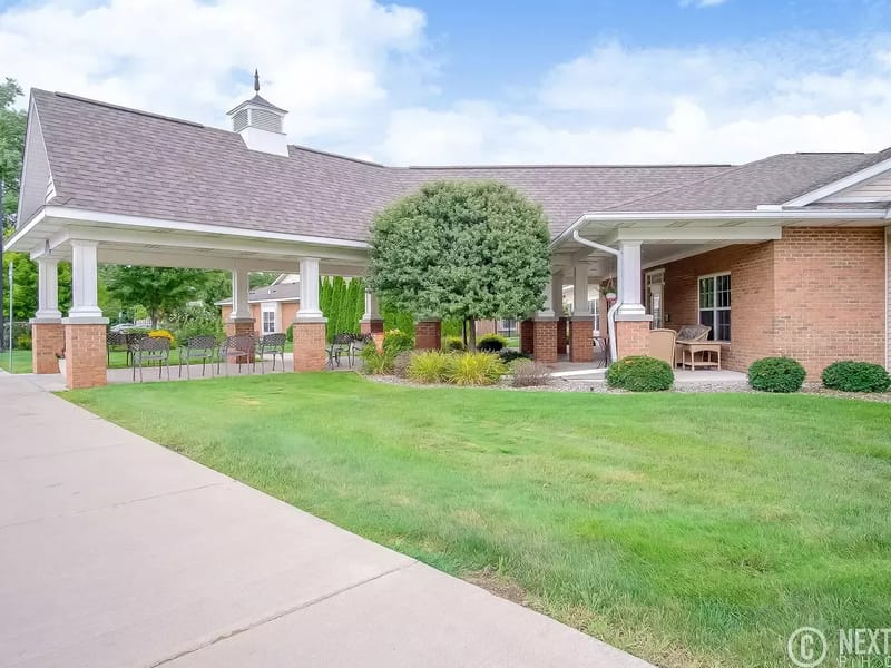 Candlestone Assisted Living - Assisted Living in Midland, MI photo 2