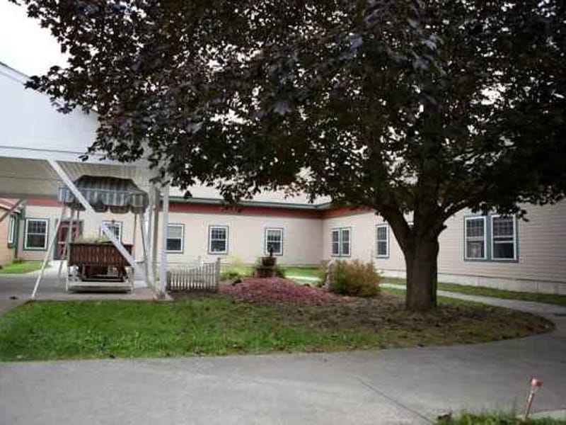 Lakewood A Continuing Care Center - Nursing Home in Waterville, ME photo 2