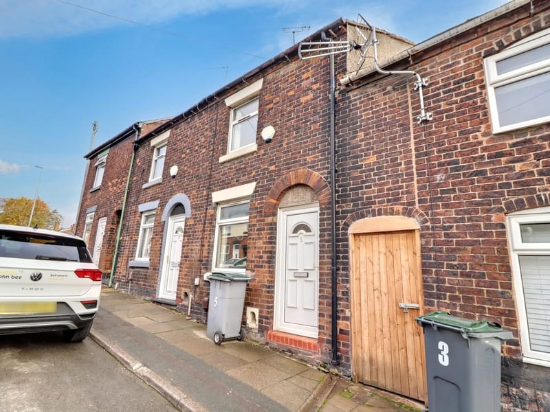 50 Arbour Street - Nursing Home in Stoke-On-Trent, England photo 3