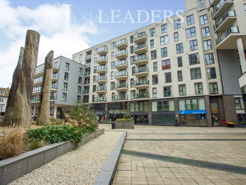 Living Ambitions Limited - 330 Guildford Road - Assisted Living in Woking, England photo 3