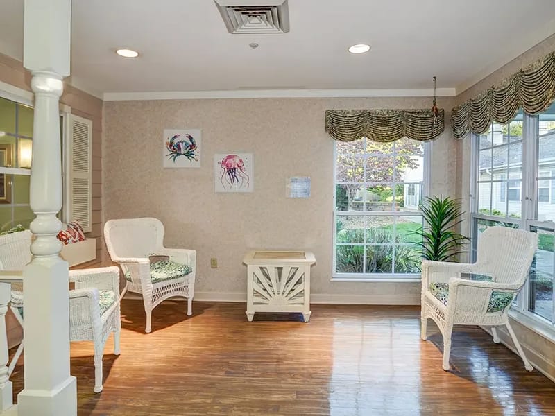 Arden Courts Of Livonia - Assisted Living in Livonia, MI photo 2