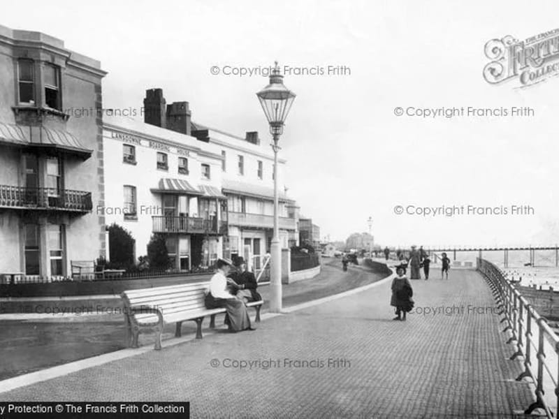 Clements House - Assisted Living in Bognor Regis, England photo 3