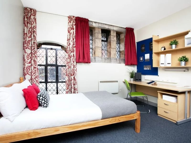 Springfield House Retirement Home in Leeds, England photo 2