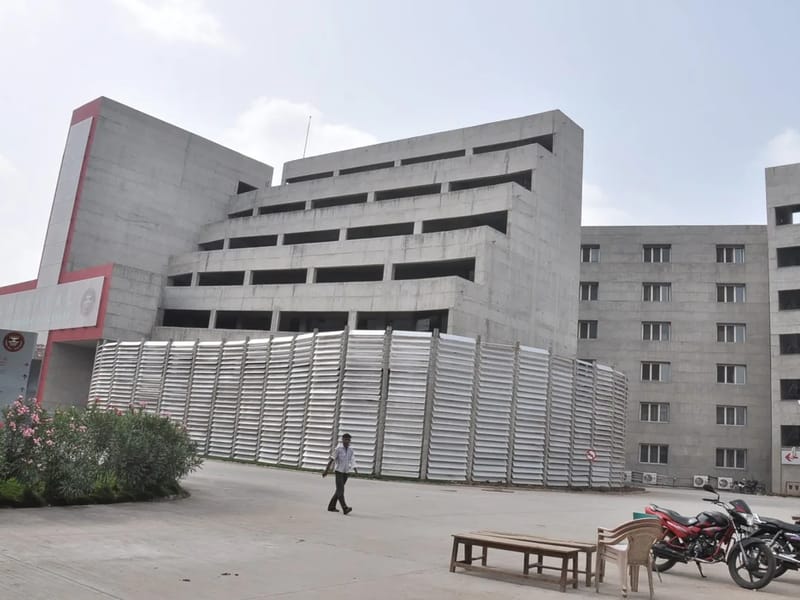 ESIC Model Hospital Bapunagar - अस्पताल in Ahmedabad, Gujarat photo 3