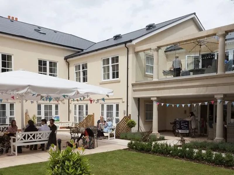 Fernhill House - Nursing Home in Worcester, England photo 2