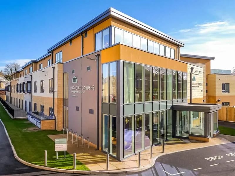 Harcourt Gardens Care Home - Nursing Home in Harrogate, England photo 3