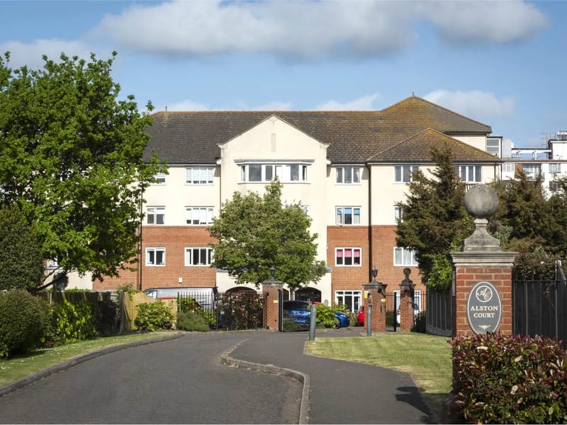 Alston Court Residential Home - Assisted Living in Newton Abbot, England photo 2
